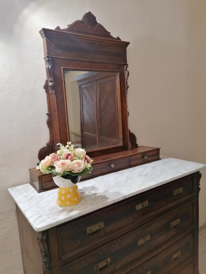 Il Nido Dei Priori Apartment Volterra Ngoại thất bức ảnh